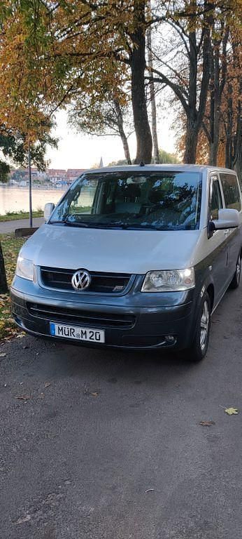 Grau Gebraucht 2007 VW Multivan Van | 9.000 € (Guter Preis) - Bild 1/4