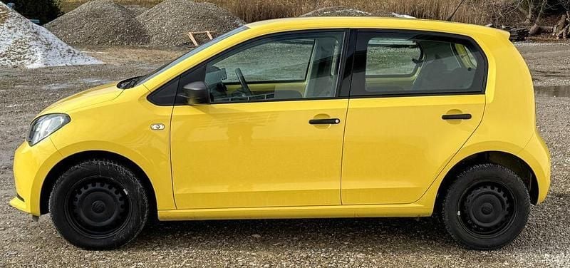 Gebraucht Seat Mii Reference 68 PS (50 kW) 2014 "girasol" gelb Kleinwagen