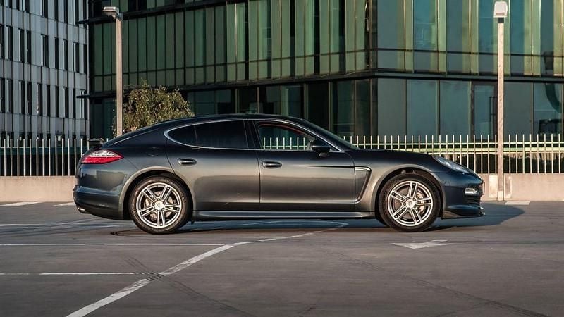 Gebraucht Porsche Panamera 4S 400 PS (294 kW) 2010 Blau Limousine