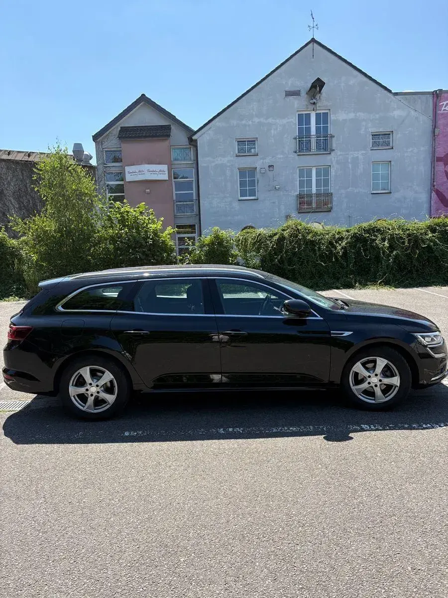 Gebraucht Renault Talisman GrandTour Intens 131 PS (96 kW) 2016 Schwarz Kombi