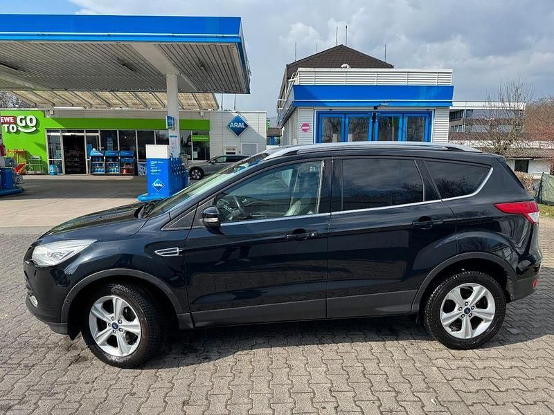 Gebraucht Ford Kuga Titanium 182 PS (133 kW) 2013 Schwarz SUV