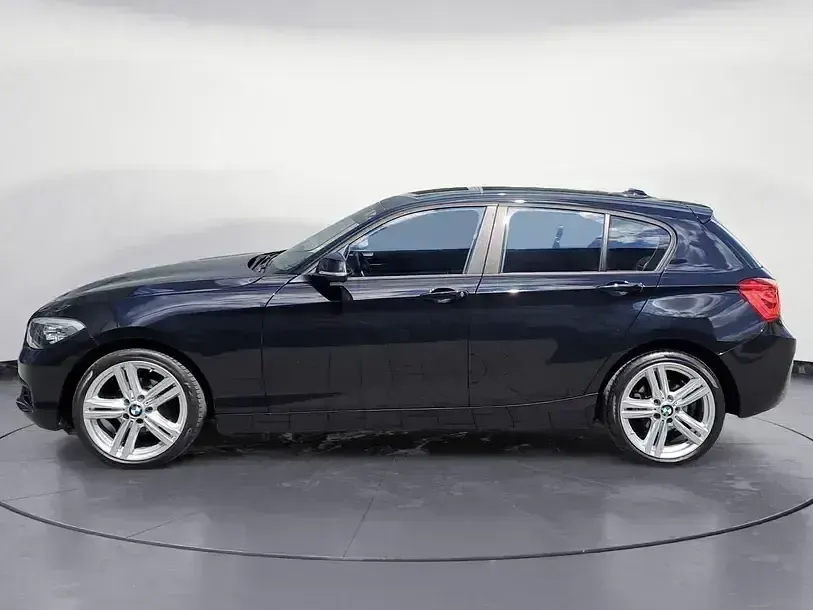 Gebraucht BMW 118 Advantage 136 PS (100 kW) 2016 Schwarz Kleinwagen