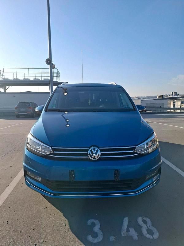 Gebraucht VW Touran 150 PS (110 kW) 2017 Blau Van / Kleinbus