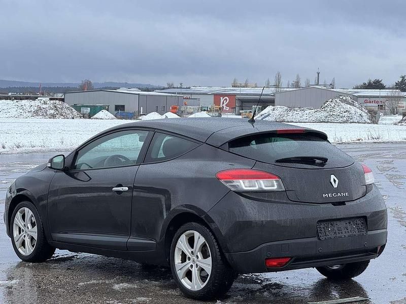 Gebraucht Renault Mégane Coupé Dynamique 131 PS (96 kW) 2009 Coupé
