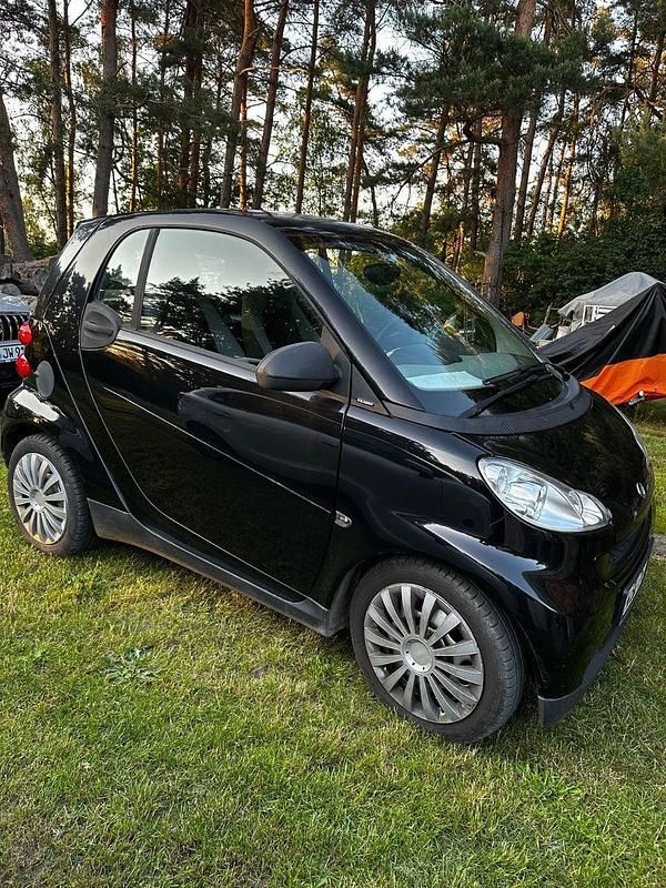 Schwarz Gebraucht 2009 Smart ForTwo Coupé Edition #1 Coupé | 3.499 € (Guter Preis) - Bild 1/4