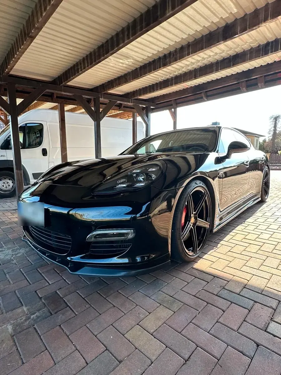 Gebraucht Porsche Panamera Turbo 500 PS (367 kW) 2010 Schwarz Kleinwagen