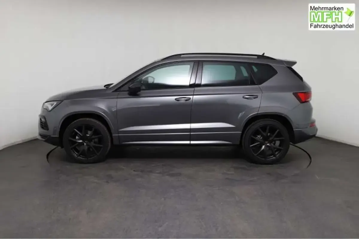 Neu Cupra Ateca 190 PS (139 kW) 2026 Grau, graphit grau metallic SUV