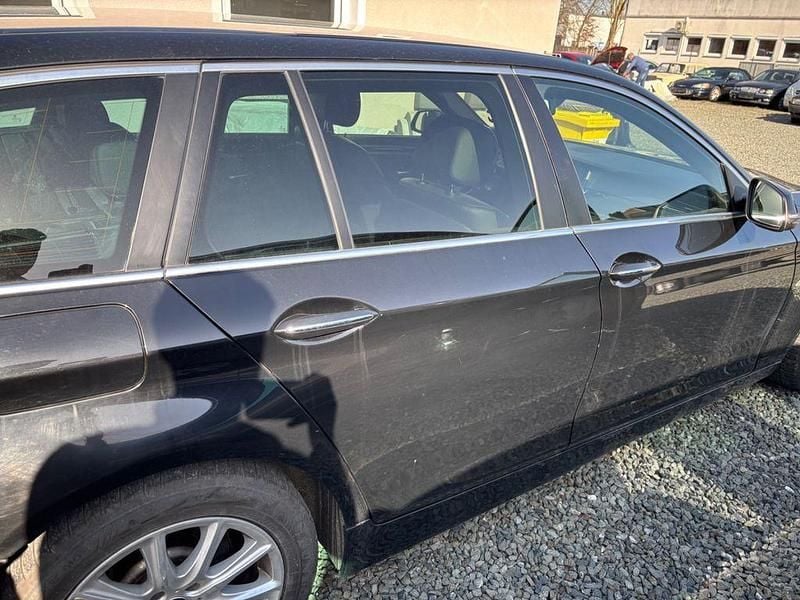 Gebraucht BMW 525 Comfort Edition 218 PS (160 kW) 2014 Schwarz Kombi