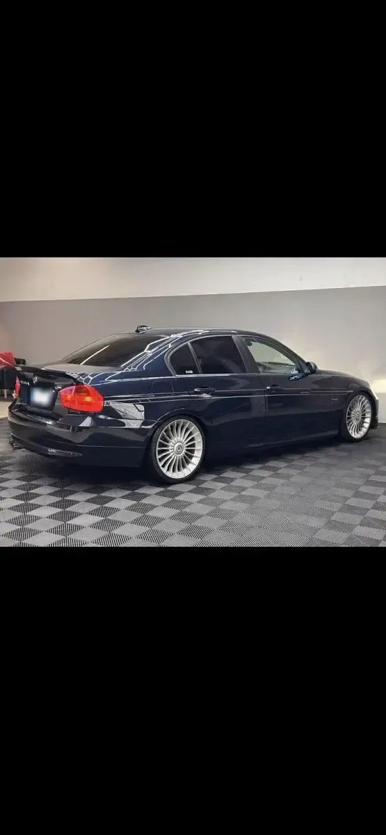 Gebraucht BMW 320 150 PS (110 kW) 2005 Blau Limousine