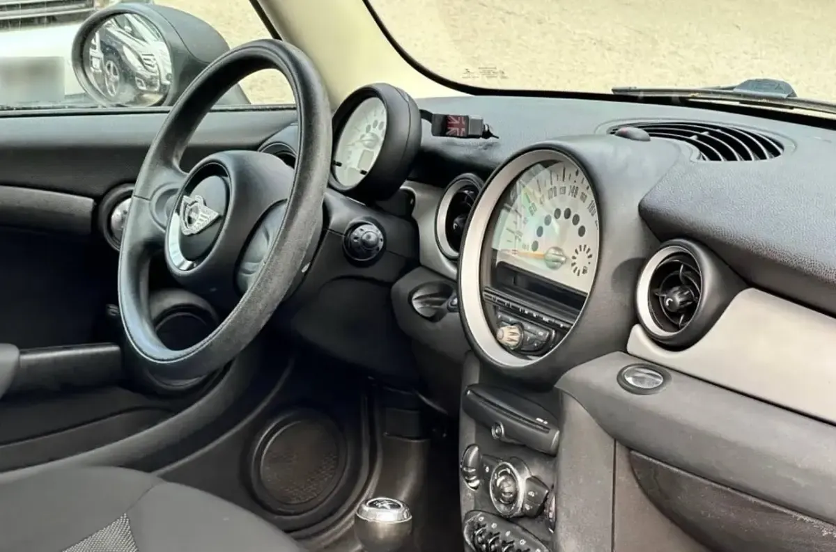 Usata Mini Cooper 2010 Bianco Utilitaria