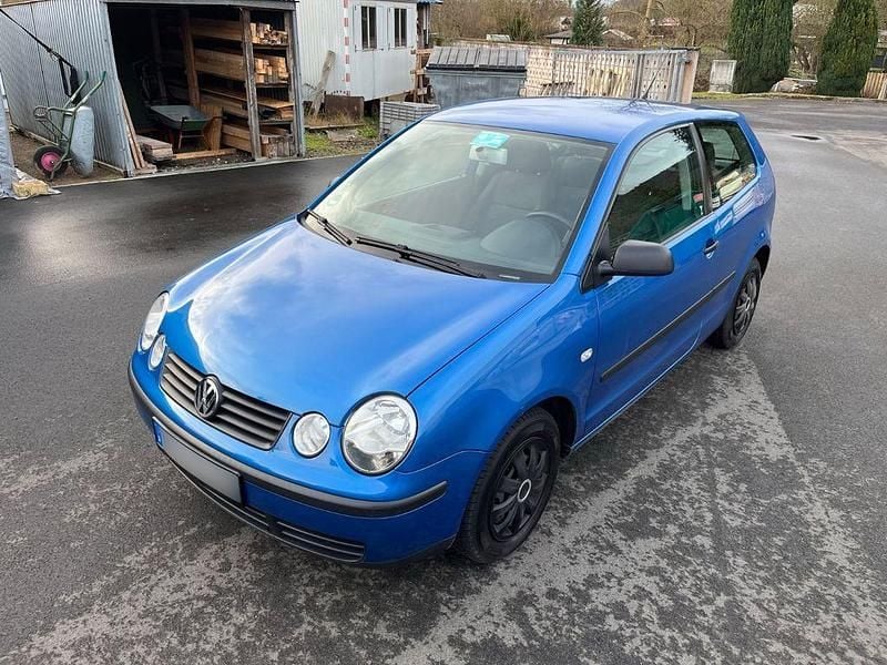 Blau Gebraucht 2003 VW Polo Basis Limousine | 3.500 € (Etwas zu teuer) - Bild 1/4