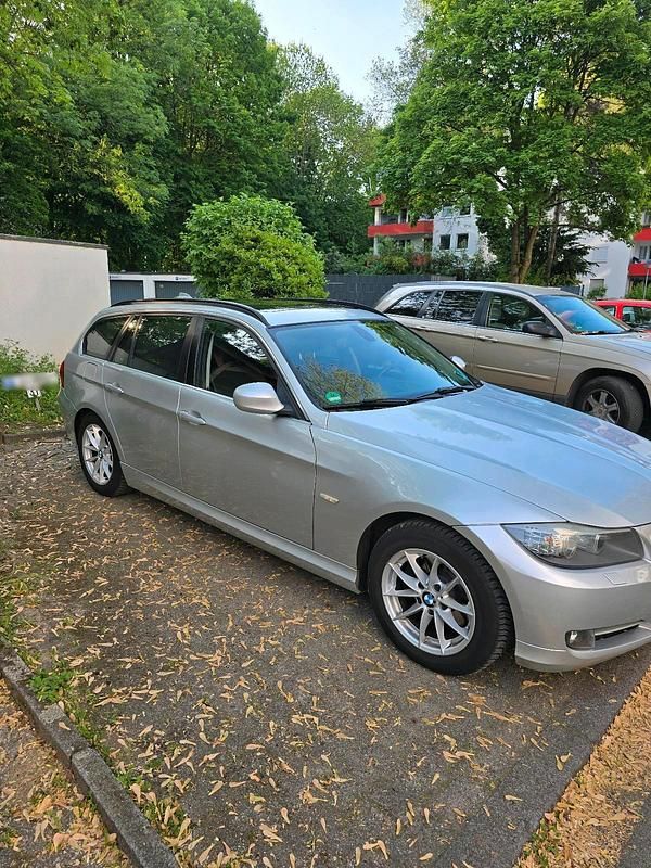 Second-hand BMW 320 184 CP (135 kW) 2012 Gri Break