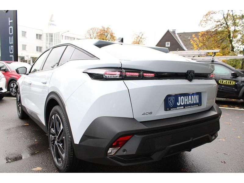 Neu Peugeot 408 Allure 136 PS (100 kW) 2026 Weiß SUV