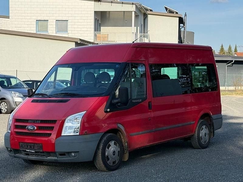 Gebraucht Ford Transit Trend 116 PS (85 kW) 2010 Rot Kombi