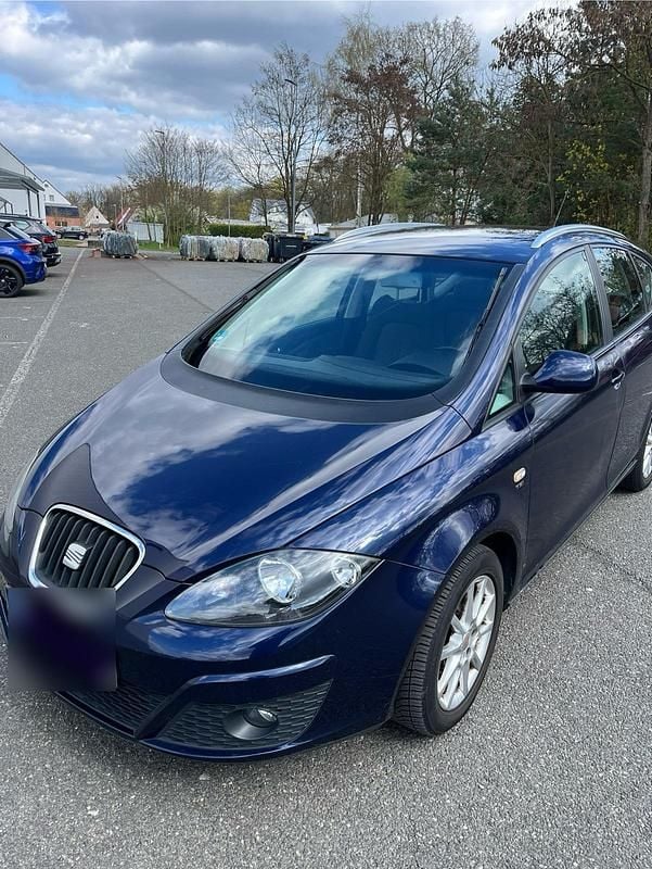 Gebraucht Seat Altea 122 PS (89 kW) 2010 Blau Kombi