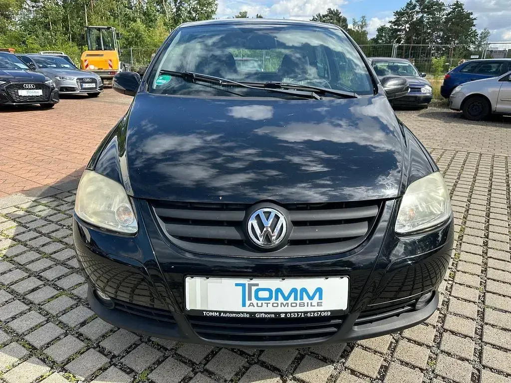 Gebraucht VW Fox Basis 75 PS (55 kW) 2007 Schwarz Kleinwagen