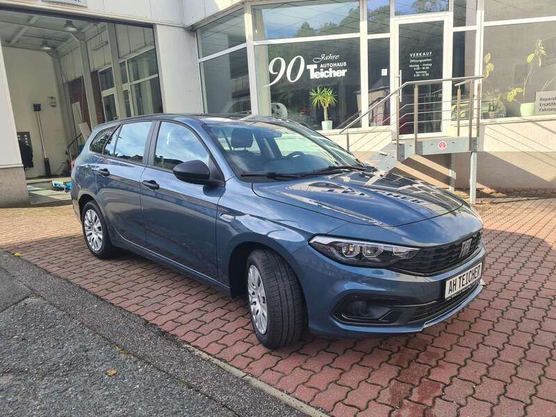 Ocean blue Gebraucht 2024 Fiat Tipo Kombi | 18.990 € (Superpreis) - Bild 1/4