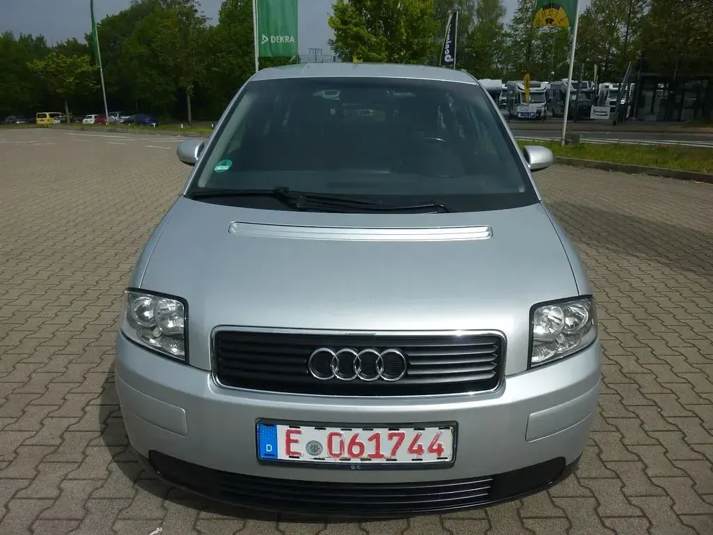 Gebraucht Audi A2 75 PS (55 kW) 2005 Silber Kleinwagen