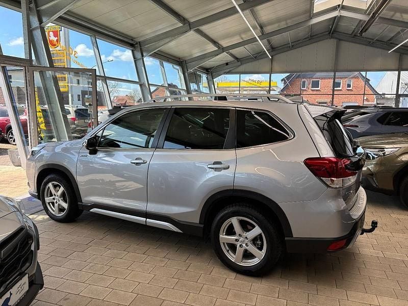 Gebraucht Subaru Forester Comfort 150 PS (110 kW) 2022 Silber SUV