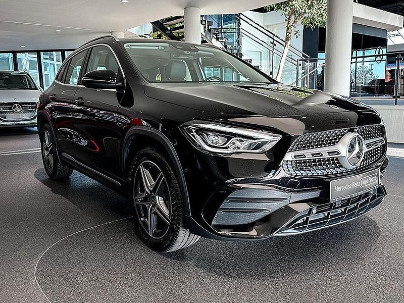 Gebraucht Mercedes GLA250 AMG line 218 PS (160 kW) 2021 Schwarz SUV