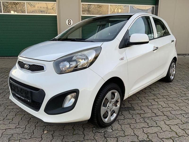 Weiß Gebraucht 2013 Kia Picanto Edition 7 Kleinwagen | 3.490 € (Fairer Preis) - Bild 1/4