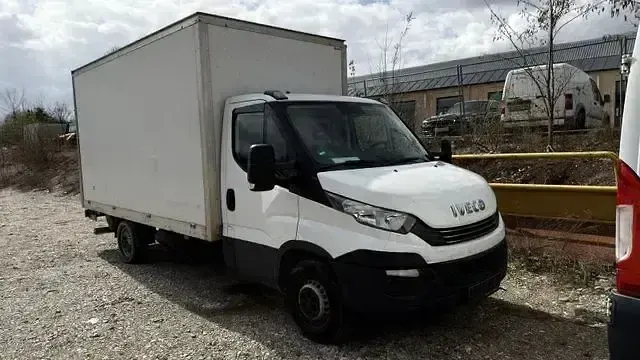 Second-hand Iveco Daily 156 CP (114 kW) 2019 Alb