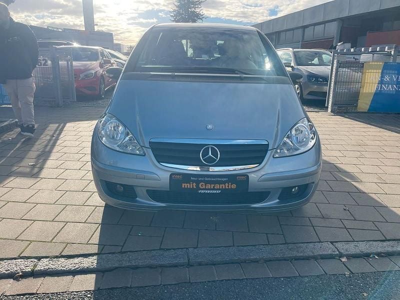 Blau Gebraucht 2007 Mercedes A170 Limousine | 5.999 € (Fairer Preis) - Bild 1/4