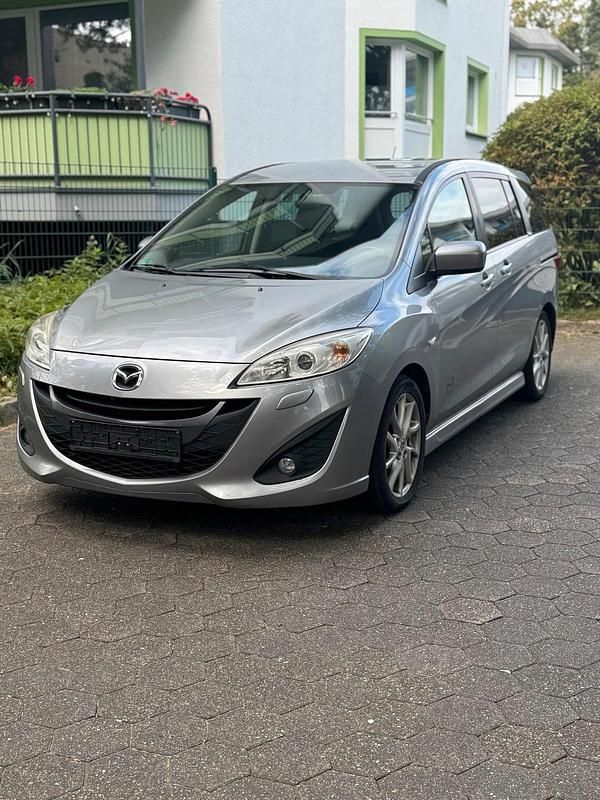 Grau Gebraucht 2011 Mazda 5 Van / Kleinbus | 4.899 € (Guter Preis) - Bild 1/4