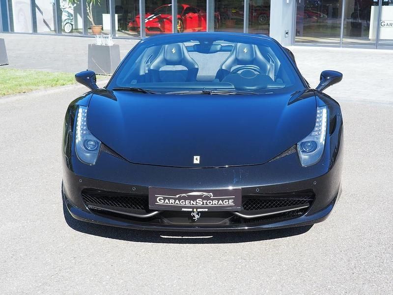 Gebraucht Ferrari 458 570 PS (419 kW) 2013 Schwarz Cabrio