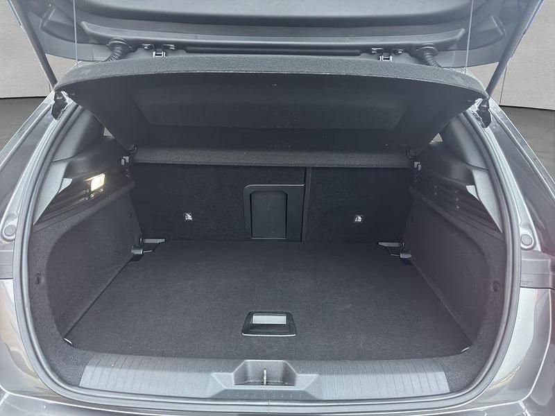 Gebraucht Opel Astra Elegance 131 PS (96 kW) 2023 Kristall silber metallic Limousine