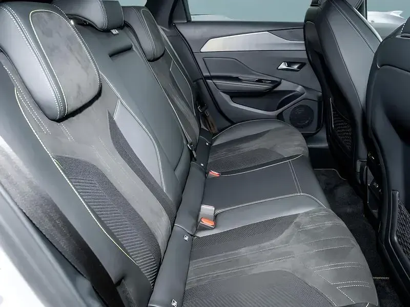 Gebraucht Peugeot 308 SW 150 PS (110 kW) 2022 Weiß Kombi