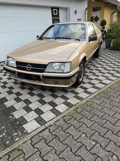 Gebraucht Opel Senator 116 PS (85 kW) 1981 Gold Limousine