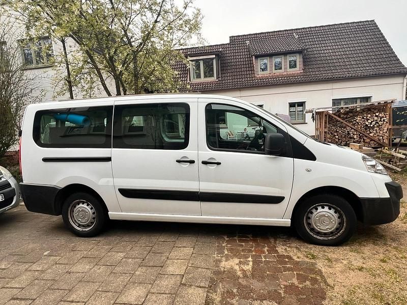Gebraucht Citroën Jumpy 163 PS (119 kW) 2013 Weiß Van / Kleinbus