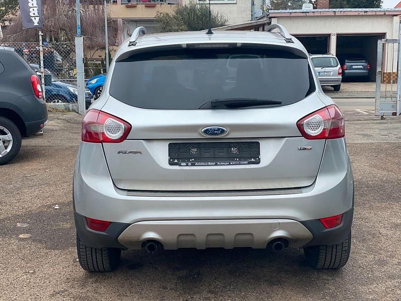 Gebraucht Ford Kuga Trend 136 PS (100 kW) 2009 Silber SUV