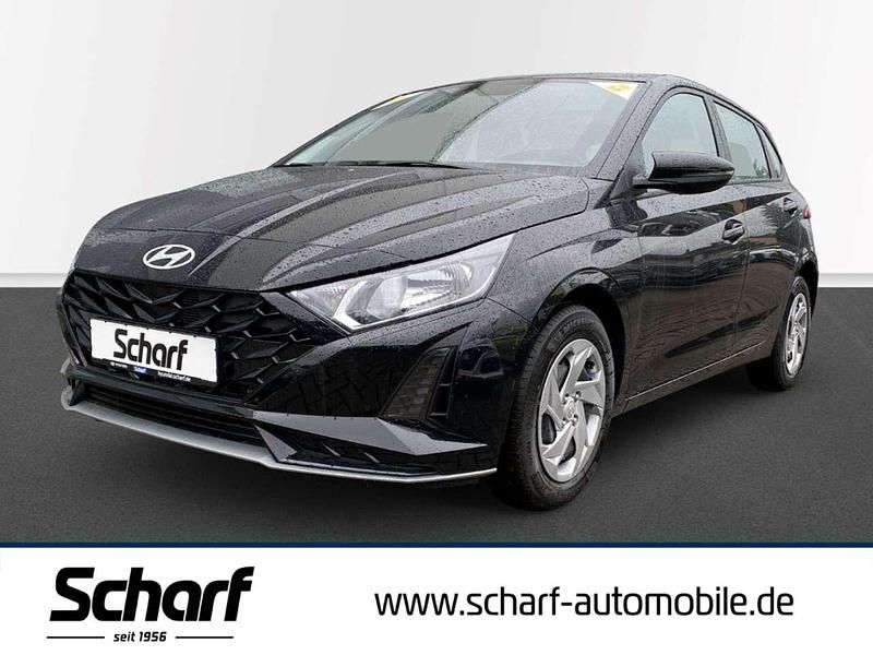 Schwarz Neu 2025 Hyundai i20 Select Kleinwagen | 19.390 € (Guter Preis) - Bild 1/3