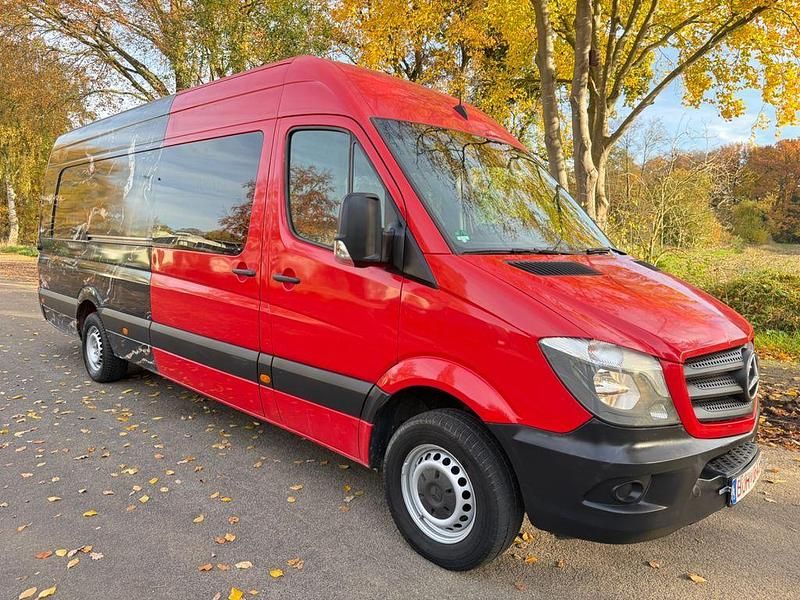 Gebraucht Mercedes Sprinter 163 PS (119 kW) 2016 Rot Van