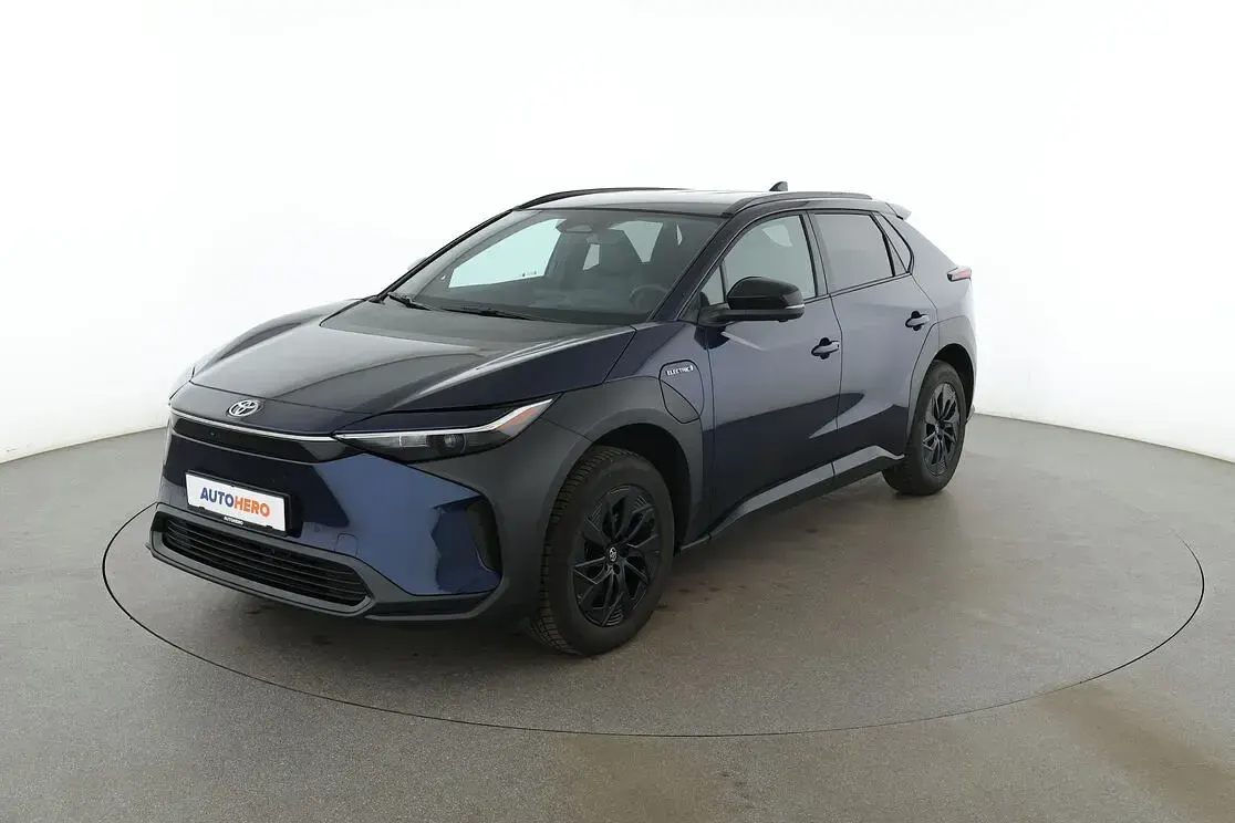 Gebraucht Toyota bZ4X 150 kW (204 PS) 2023 SUV