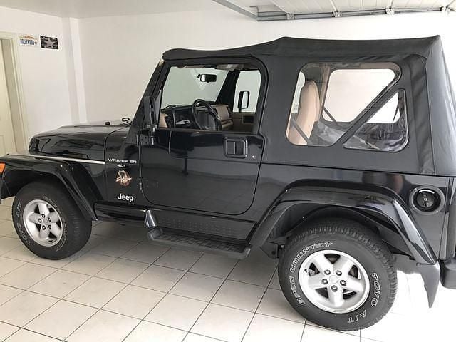 Gebraucht Jeep Wrangler 177 PS (130 kW) 1999 Schwarz metallic SUV