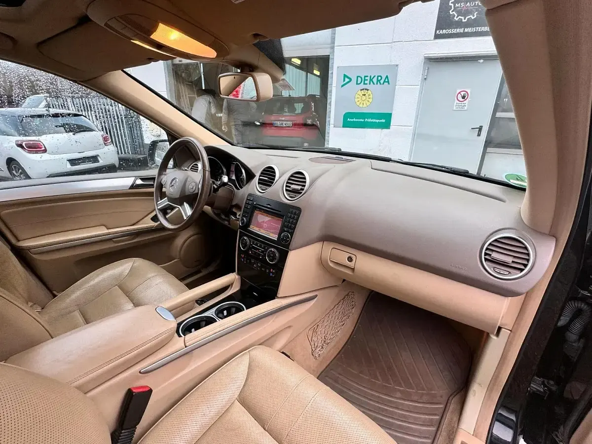 Gebraucht Mercedes ML450 305 PS (224 kW) 2009 SUV