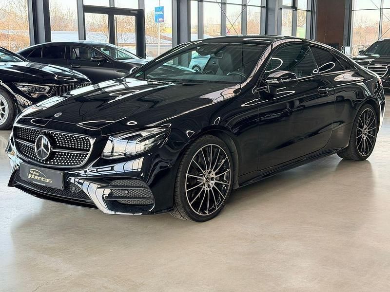 Gebraucht Mercedes E300 AMG line 245 PS (180 kW) 2018 Obsidianschwarz Coupé