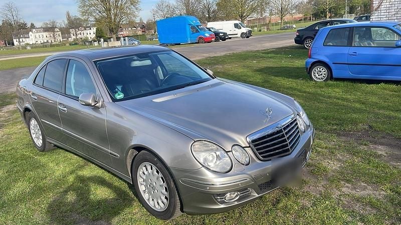 Gebraucht Mercedes E350 AMG 272 PS (200 kW) 2006 Silber Limousine