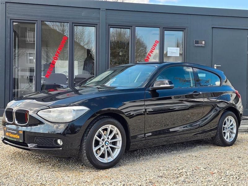 Gebraucht BMW 114 Advantage 102 PS (75 kW) 2012 Schwarz Kleinwagen