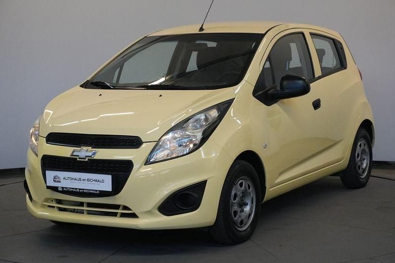 Gelb Gebraucht 2014 Chevrolet Spark LS Kleinwagen | 2.990 € (Superpreis) - Bild 1/4