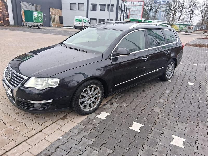 Schwarz Gebraucht 2007 VW Passat Kombi | 2.250 € (Guter Preis) - Bild 1/4