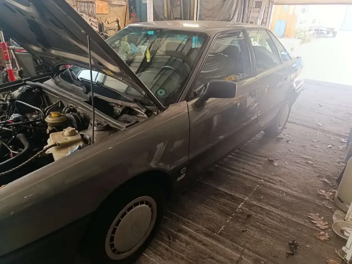 Gebraucht Audi 80 75 PS (55 kW) 1987 Limousine