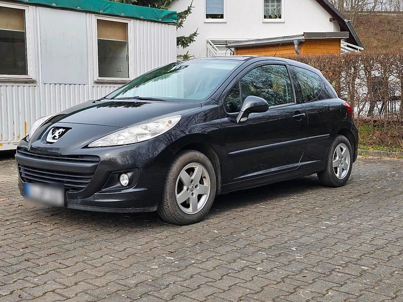 Gebraucht Peugeot 207 95 PS (69 kW) 2010 Kleinwagen