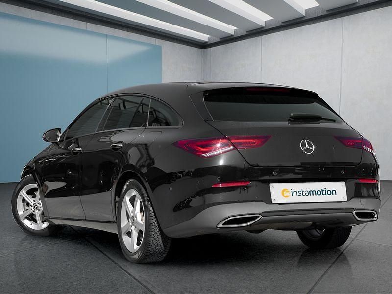 Gebraucht Mercedes CLA200 163 PS (119 kW) 2022 Schwarz Limousine