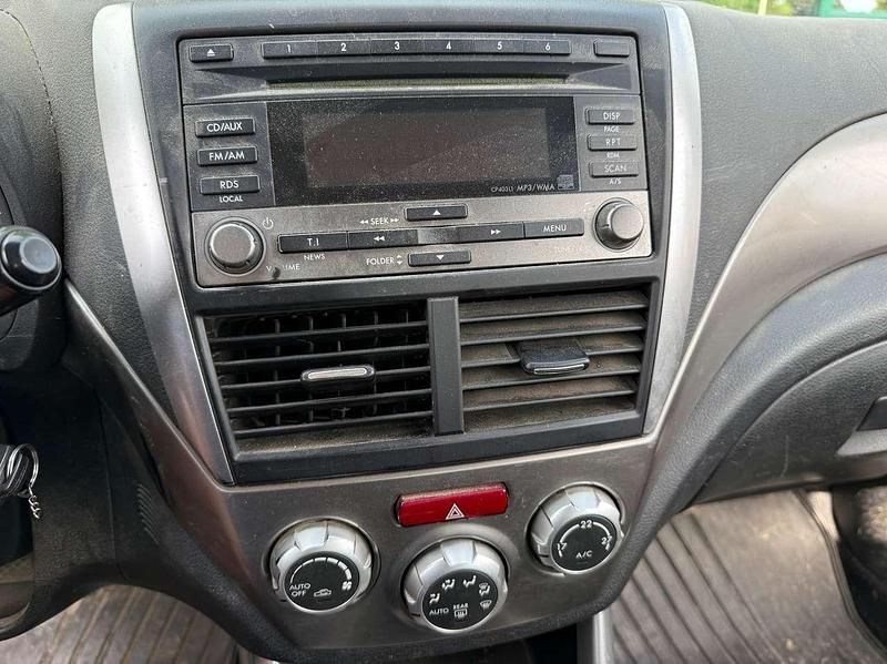 Gebraucht Subaru Forester 147 PS (108 kW) 2010 Rot SUV