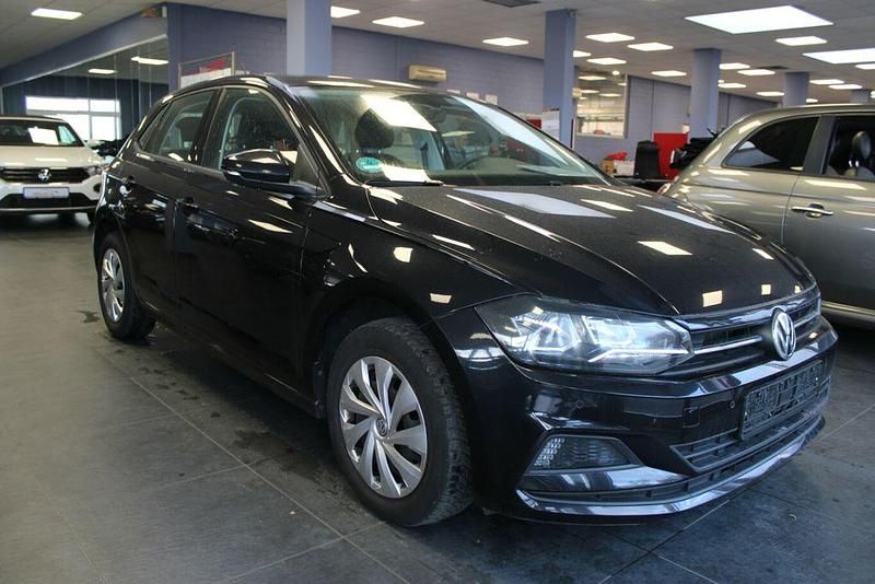 Schwarz Gebraucht 2018 VW Polo Comfortline Limousine | 13.980 € (Fairer Preis) - Bild 1/4