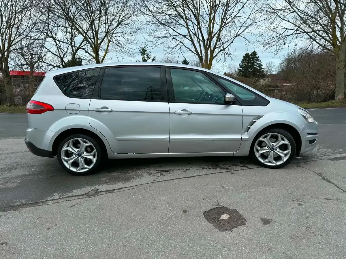 Gebraucht Ford S-MAX S 110 PS (80 kW) 2012 Silber Van / Kleinbus